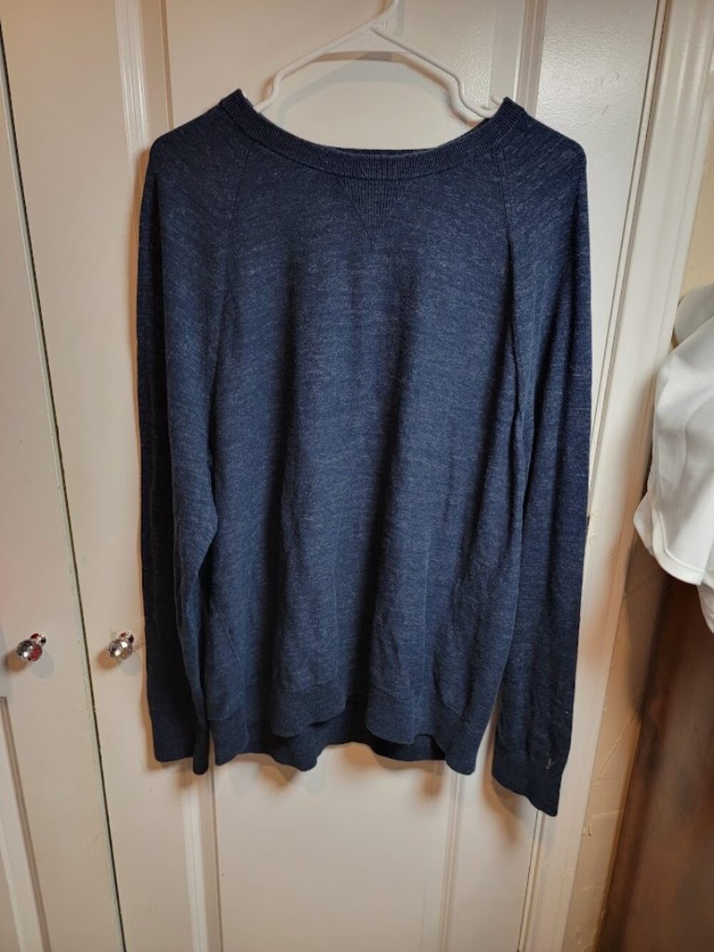 Banana Republic Men's XL Organic Cotton Sweater Navy Blue Raglan Crewneck